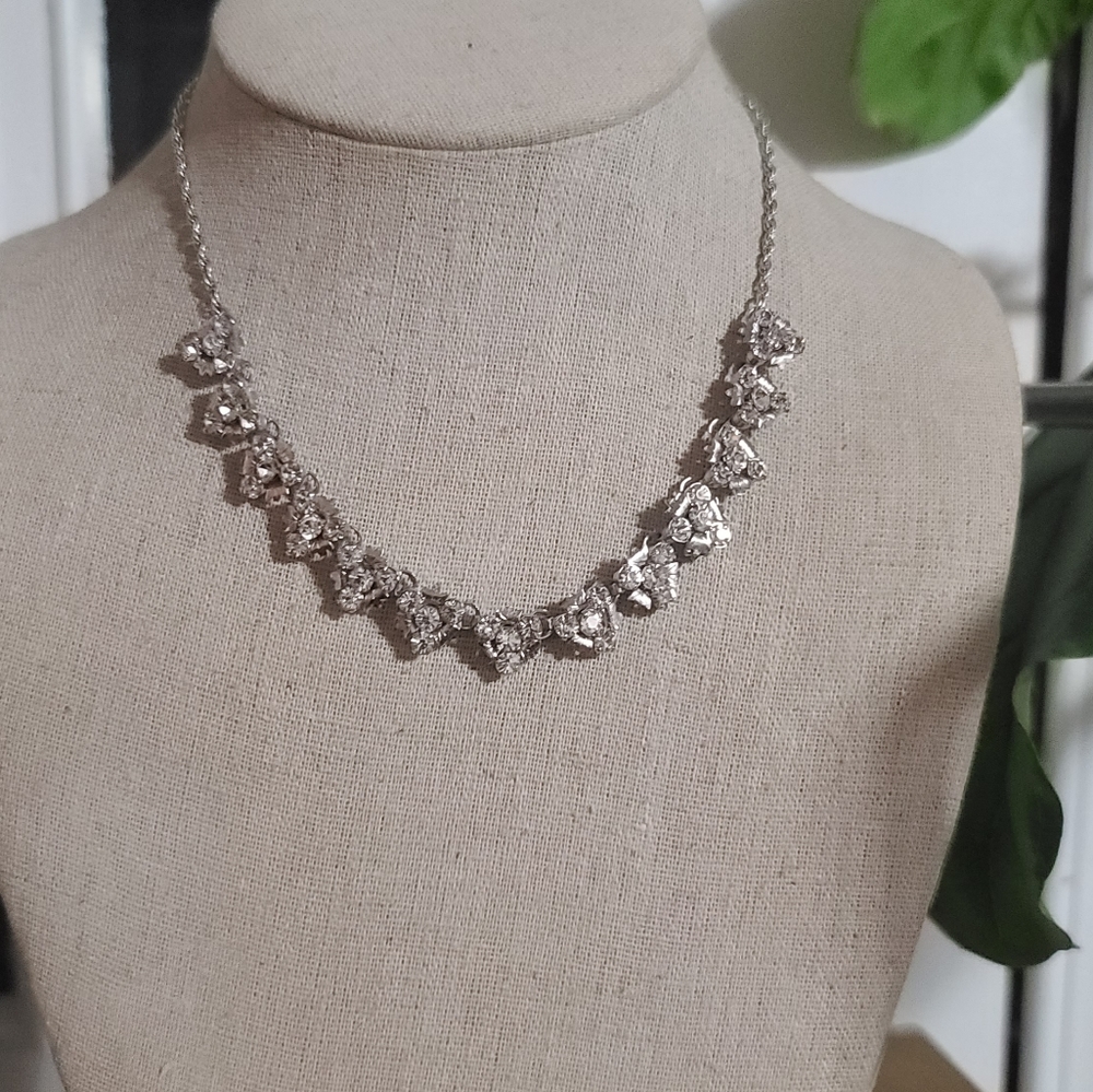 1950s Silvertone Dainty Crystal Necklace - Picture 3 of 6